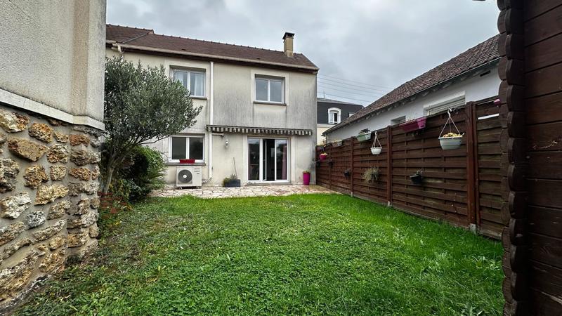 Maison - 81 m² - 5 pièces