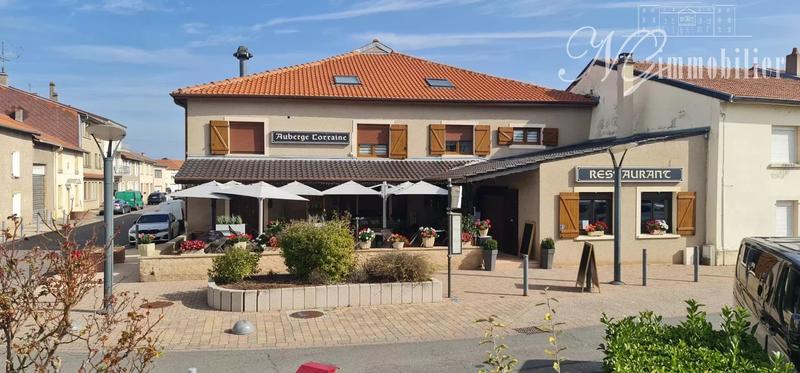 Immeuble mixte - 420 m² - 10 pièces