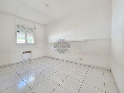 Maison - 82 m² - 5 pièces