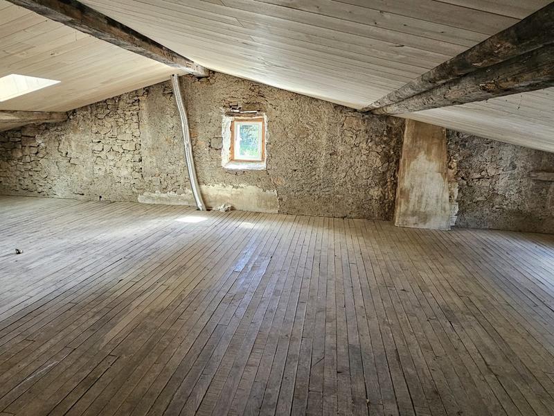 Maison - 202 m² - 10 pièces