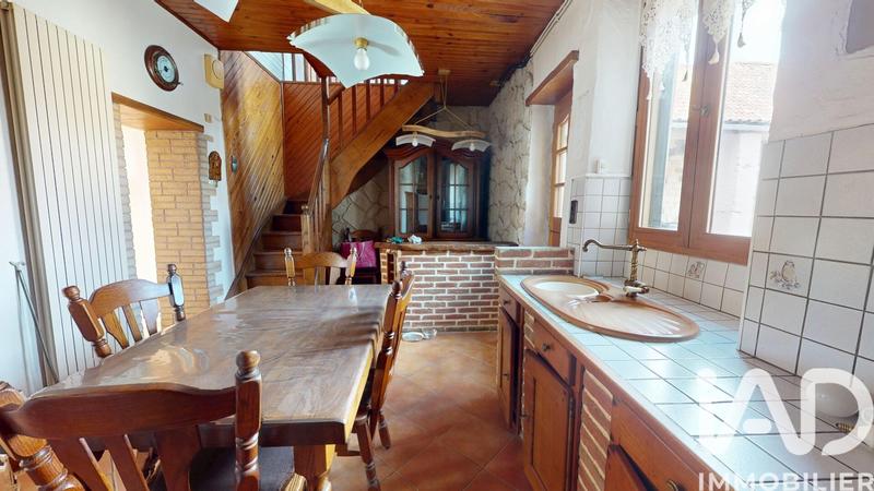 Maison - 95 m² - 6 pièces