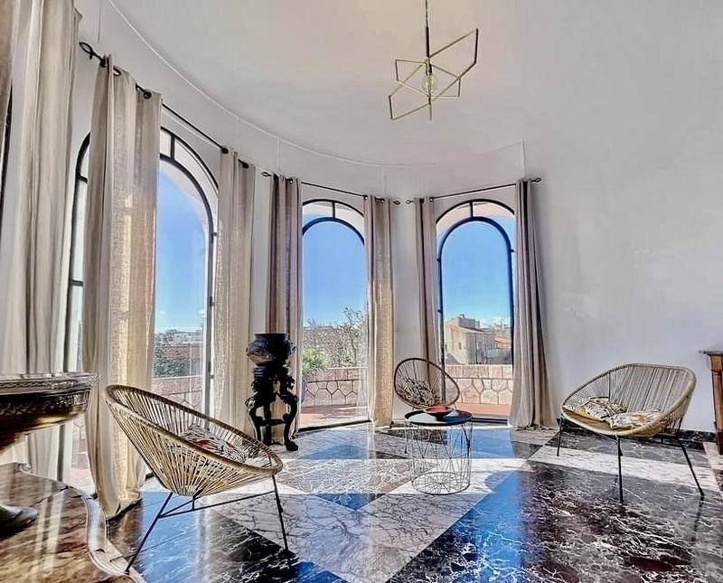 Maison bourgeoise - 300 m² - 5 pièces