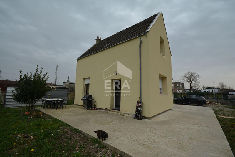 Maison - 82 m² - 4 pièces