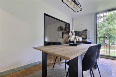 Appartement - 79 m² - 4 pièces