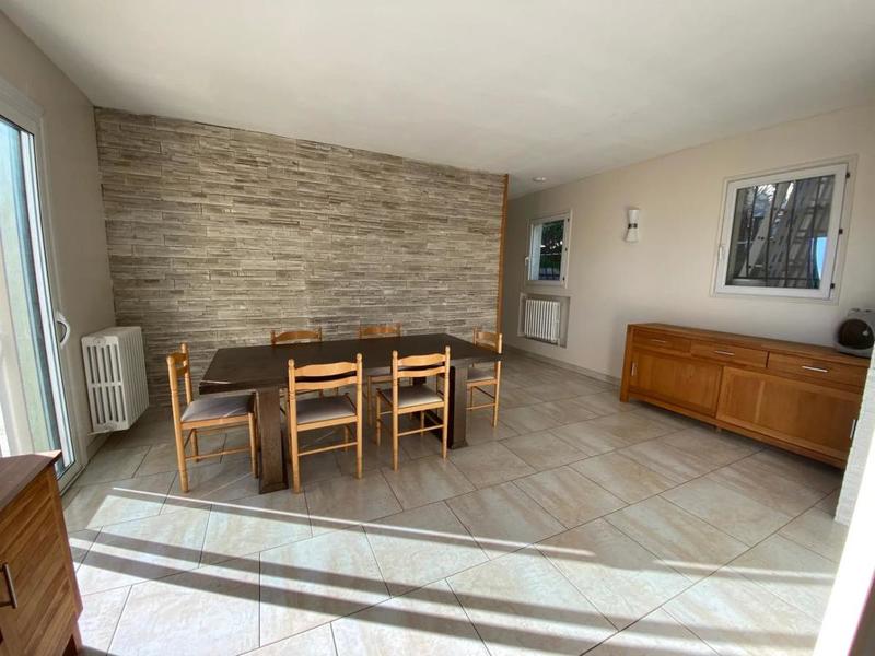 Villa - 140 m² - 6 pièces