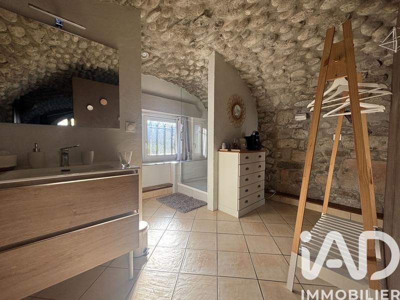 Maison - 282 m² - 14 pièces