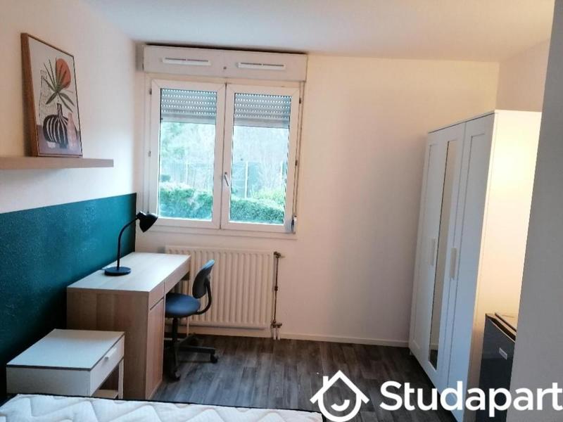 Chambre - 15 m² - 1 pièce