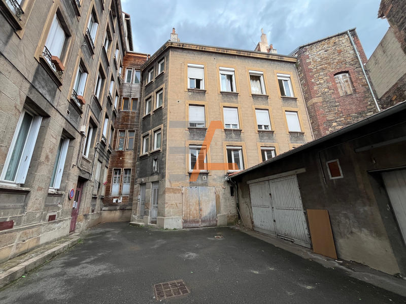 Parking / Garage - 60 m²