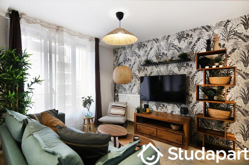 Chambre - 9 m² - 1 pièce