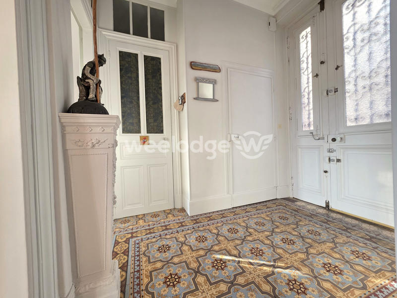 Appartement - 84 m² - 4 pièces