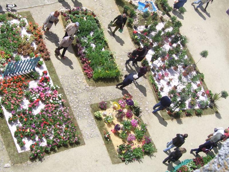 Les Floralies de St Jean de Côle