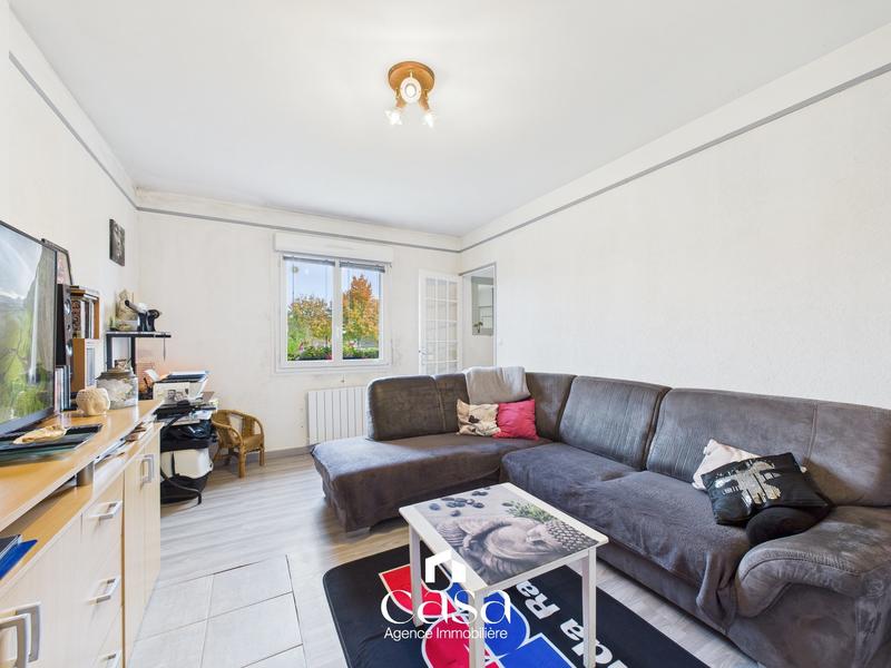 Maison traditionnelle - 97 m² - 6 pièces