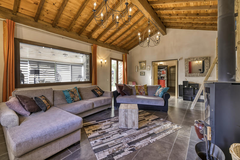 Maison - 150 m² - 6 pièces