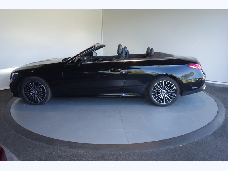 Mercedes Cle Cabriolet 220 d Amg Line