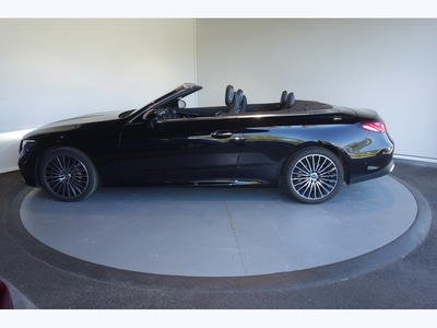 Mercedes Cle Cabriolet 220 d Amg Line