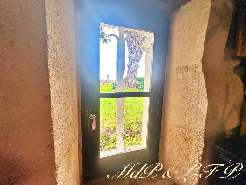 Maison - 247 m² - 9 pièces