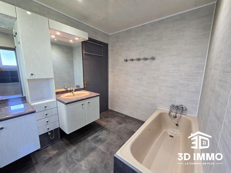 Maison - 176 m² - 7 pièces