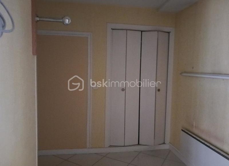 Local commercial - 100 m² - 3 pièces