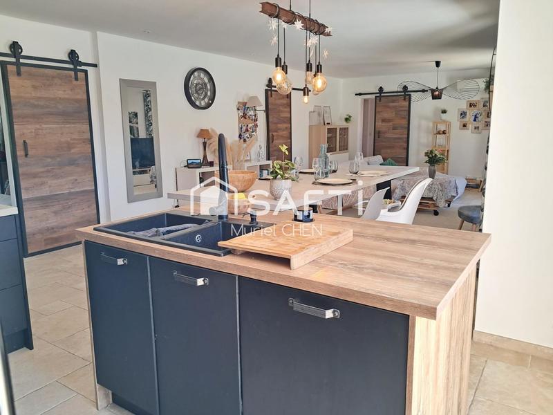 Maison - 121 m² - 5 pièces