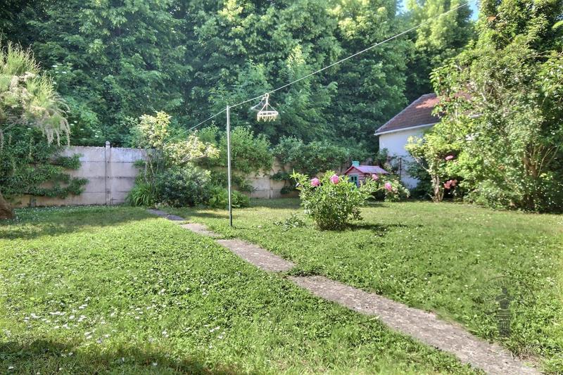 Maison - 170 m² - 8 pièces