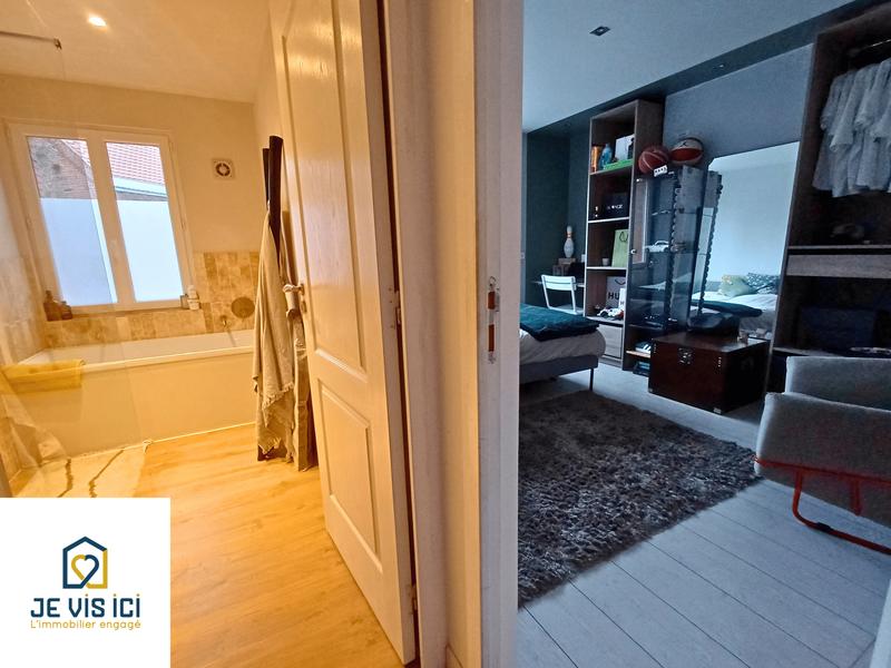 Maison - 98 m² - 4 pièces