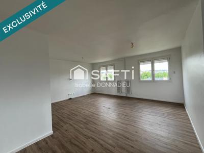 Appartement - 80 m² - 3 pièces