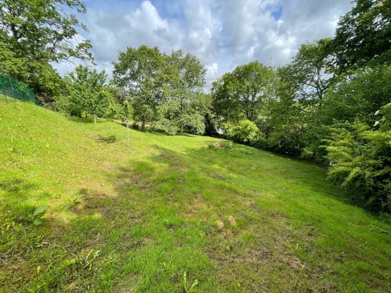 Terrain - 1 100 m²