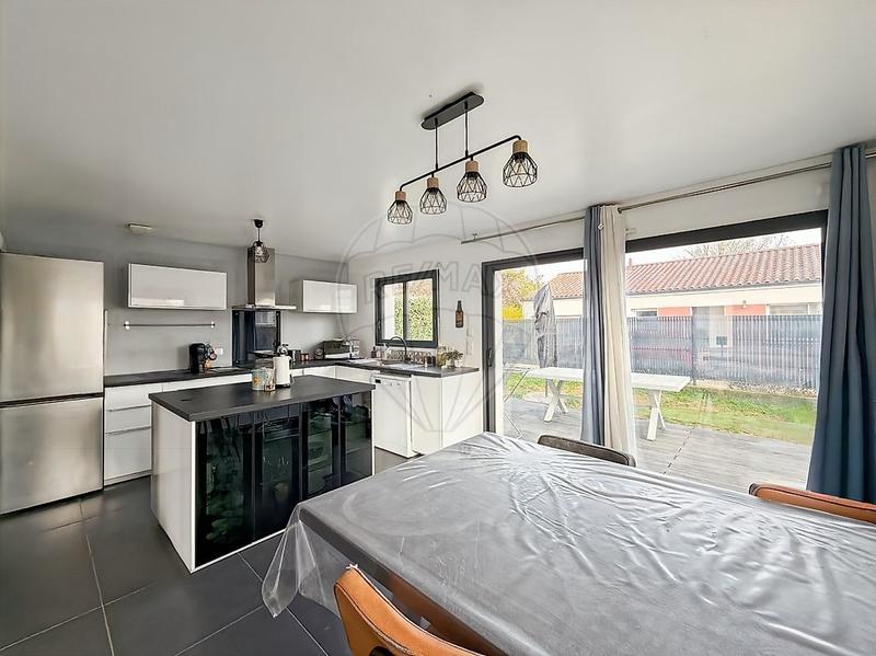 Maison - 87 m² - 4 pièces