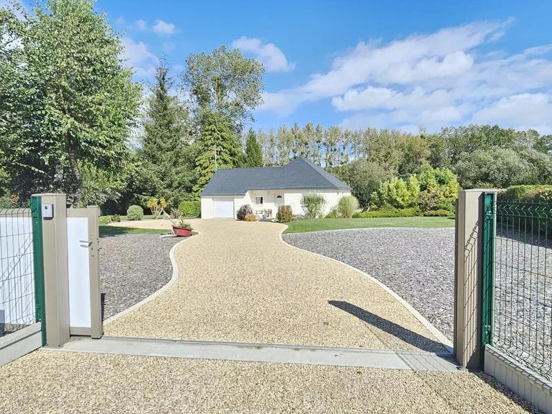 Maison - 96 m² - 4 pièces