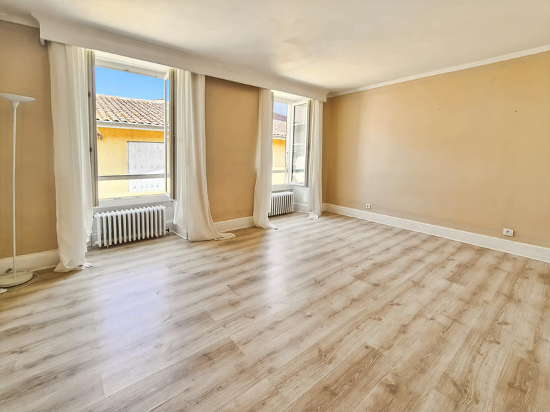 Maison - 172 m² - 5 pièces