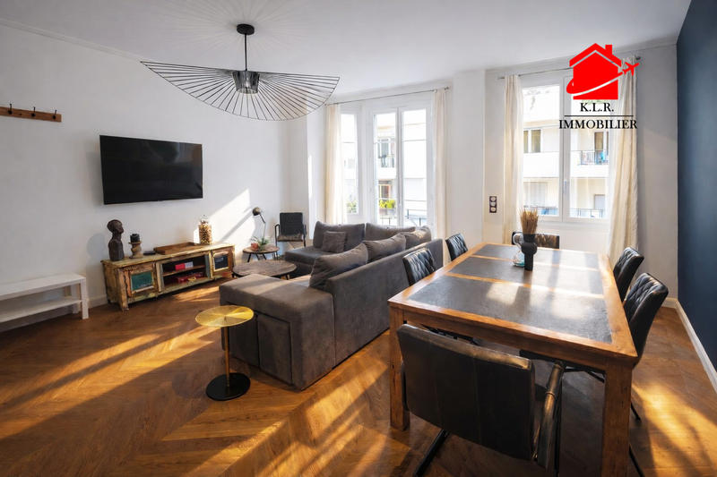 Appartement - 77 m² - 3 pièces