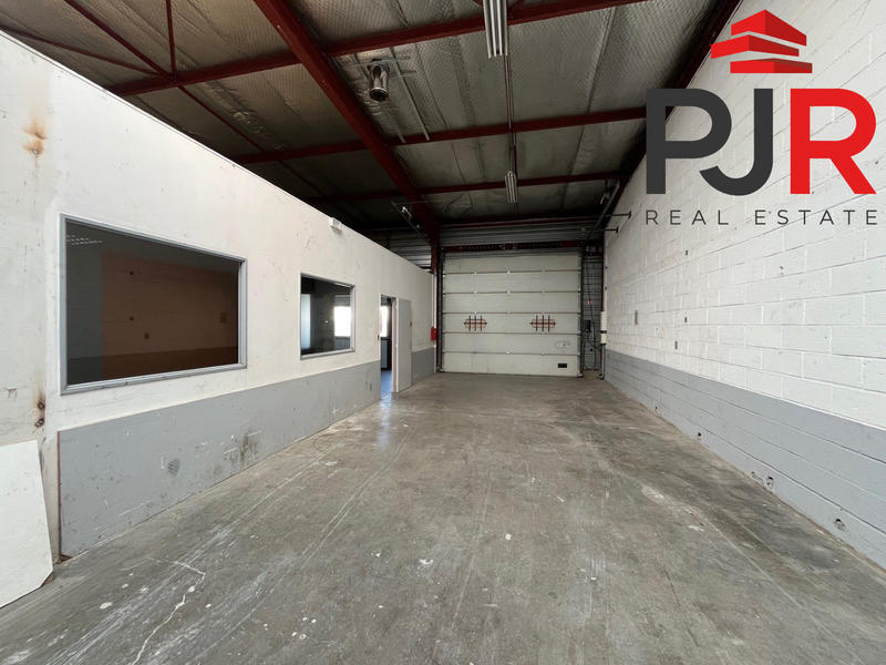 Local d'activités - 198 m²