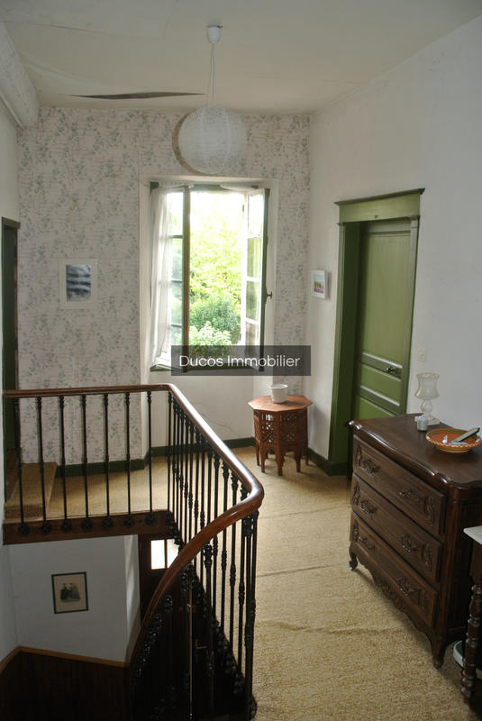 Maison de village - 309 m² - 9 pièces