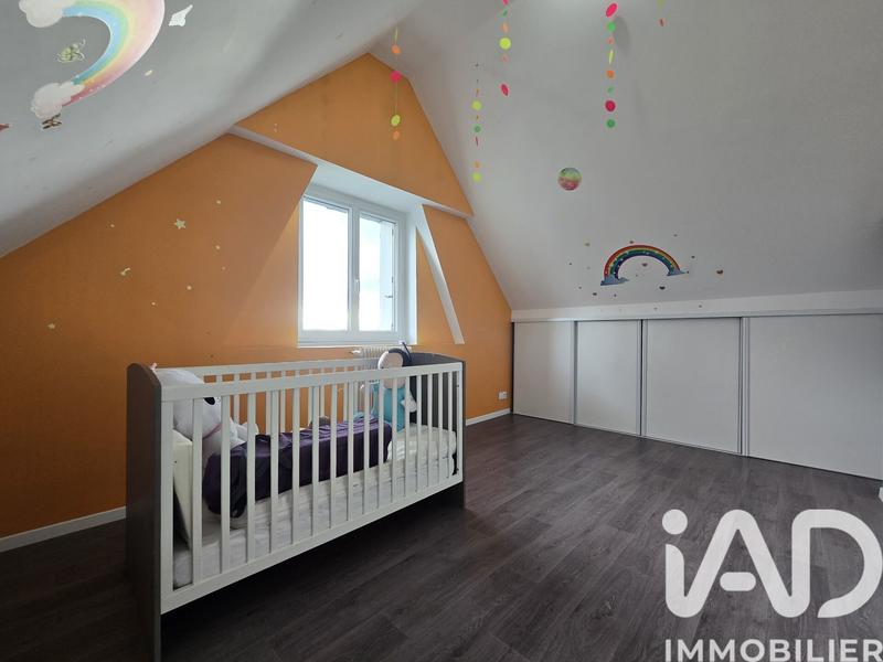 Maison - 95 m² - 5 pièces