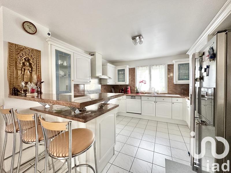 Maison - 121 m² - 6 pièces