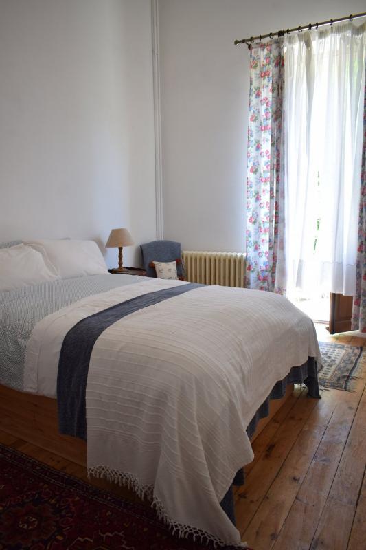 Maison bourgeoise - 250 m² - 12 pièces