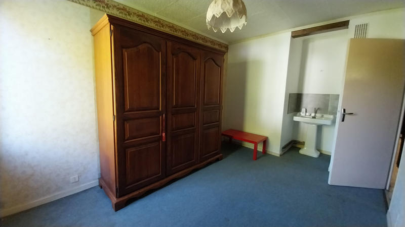 Maison - 96 m² - 5 pièces