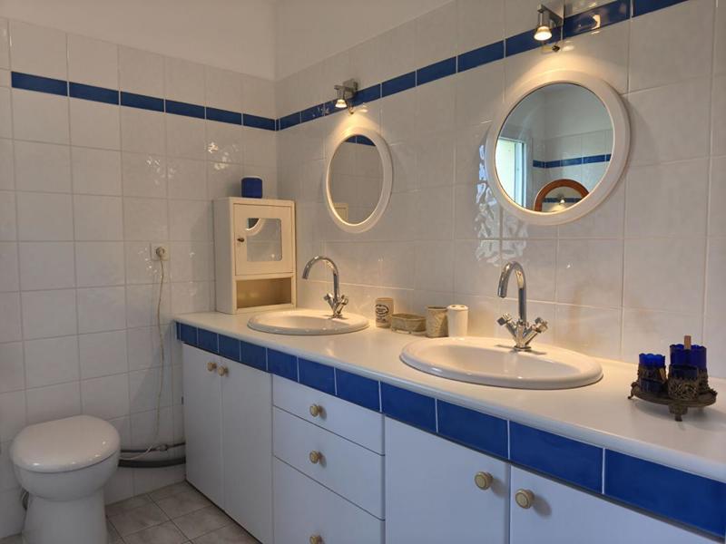 Maison - 197 m² - 9 pièces