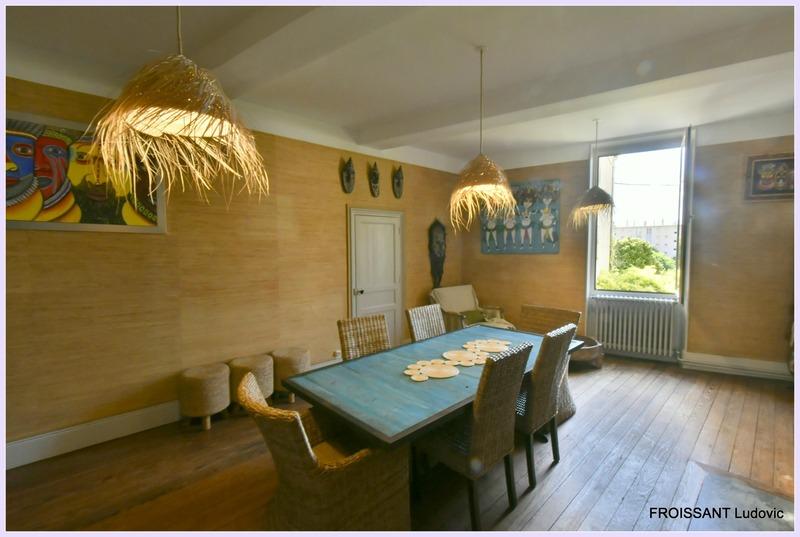 Appartement - 163 m² - 7 pièces