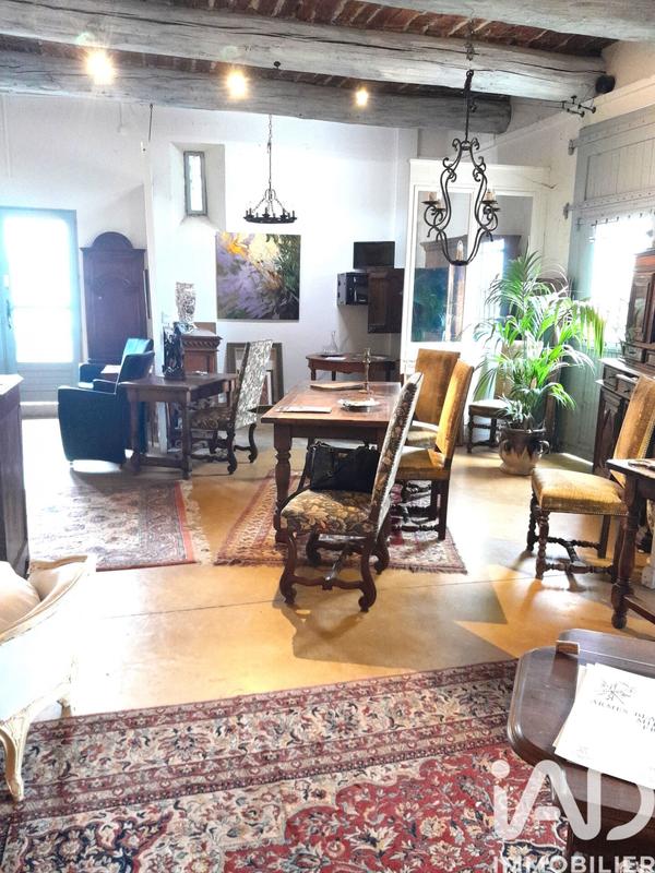 Maison - 500 m² - 11 pièces