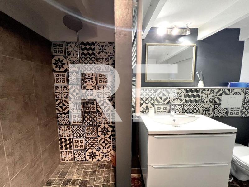 Maison de maîtres - 251 m² - 7 pièces