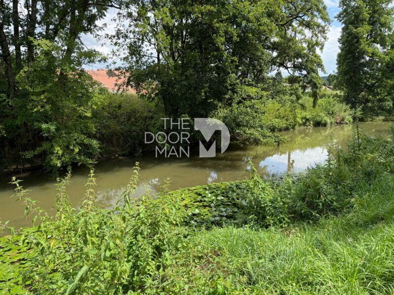 Maison - 183 m² - 8 pièces