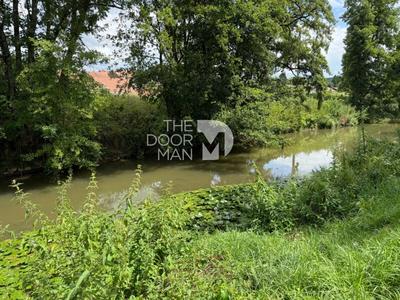 Maison - 183 m² - 8 pièces