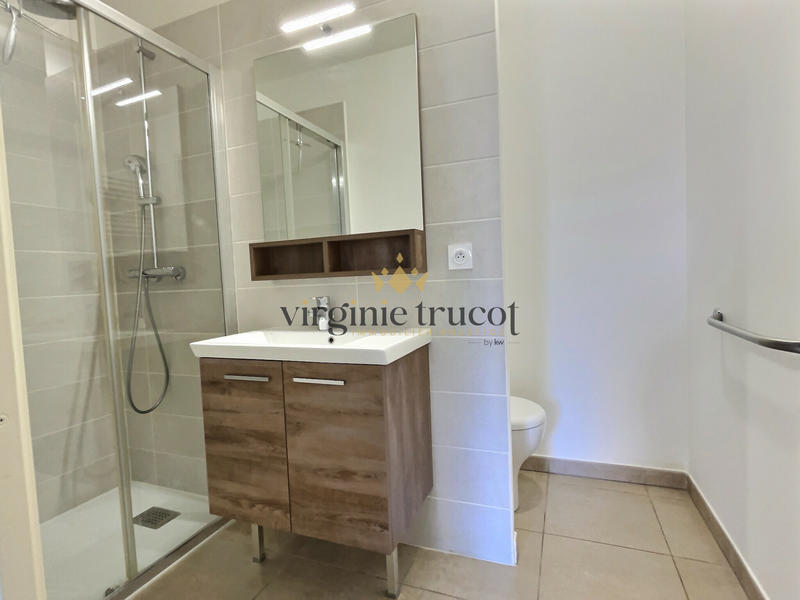 Appartement - 77 m² - 4 pièces