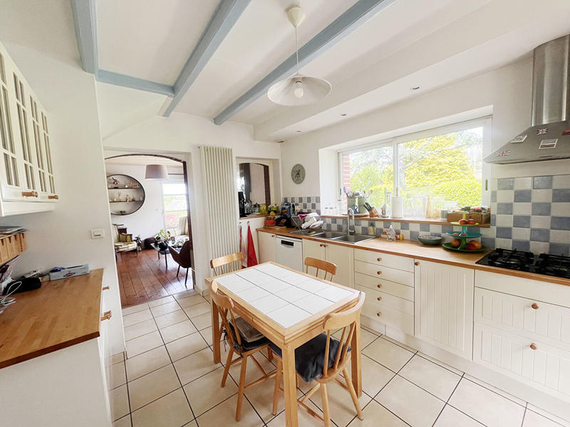 Maison - 159 m² - 6 pièces