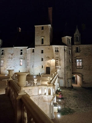 Visite guidée du Château de Courtanvaux à la lueur des bougies