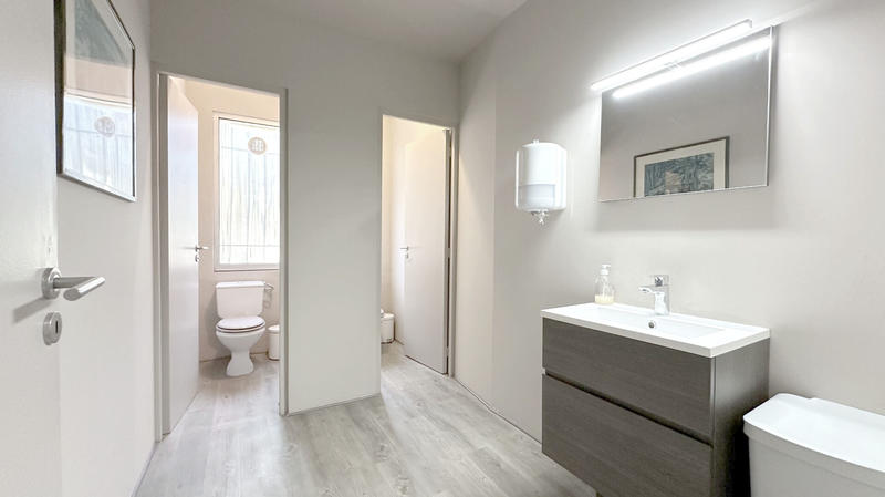 Bureau - 12 m² - 2 pièces