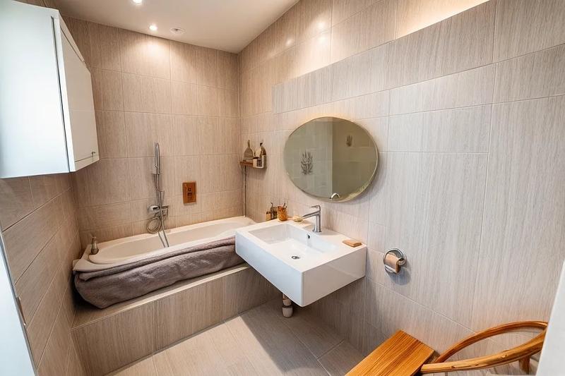 Maison - 168 m² - 7 pièces