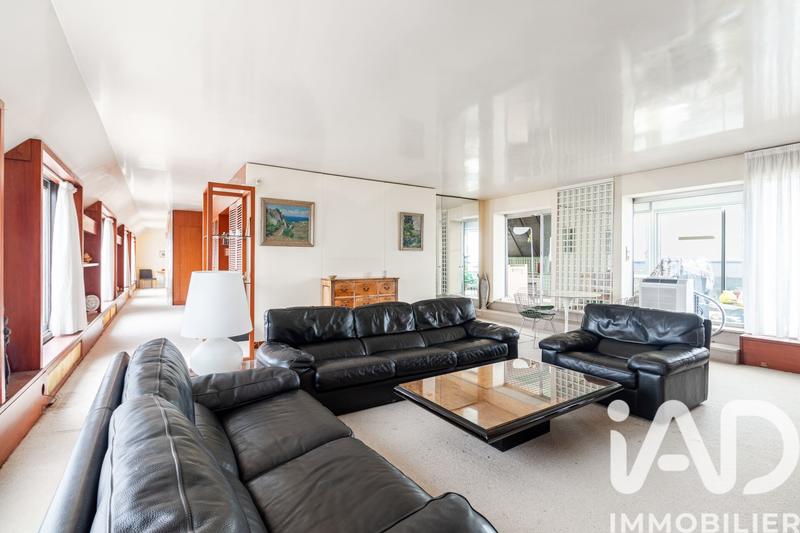 Appartement - 230 m² - 8 pièces