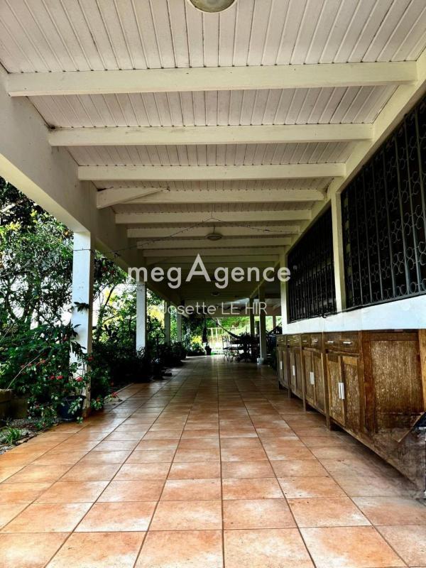 Maison de campagne - 415 m² - 10 pièces